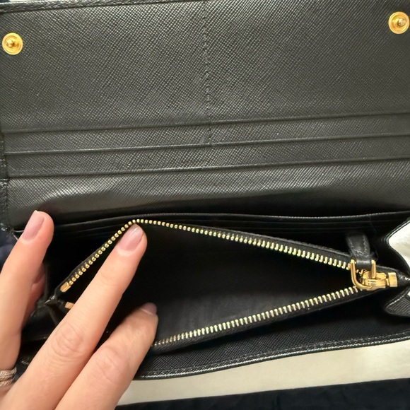 Prada Black Saffiano Fiocco Leather Bow Continental Wallet - Picture 10 of 17